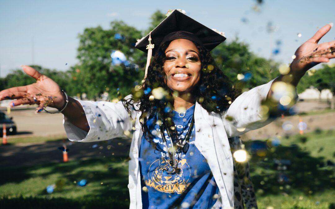 Graduation-Ready Smiles: The Best Dental Tips Before the Big Day
